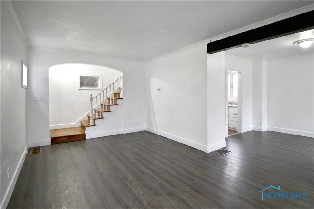 3522 Hazelhurst Avenue