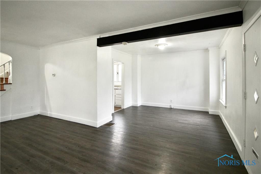 3522 Hazelhurst Avenue