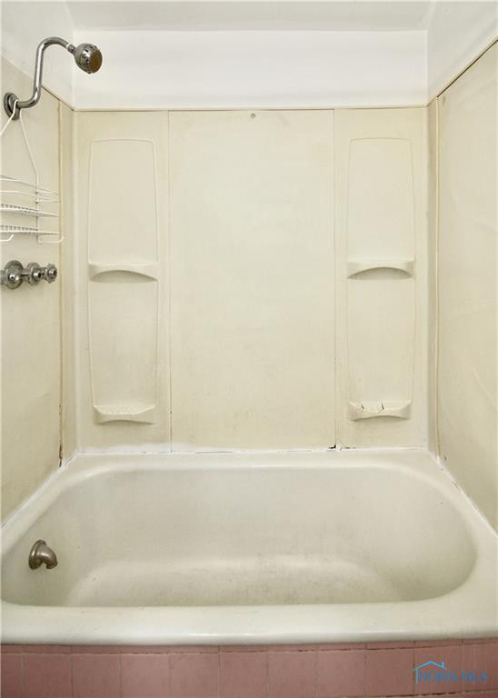 3522 Hazelhurst Avenue