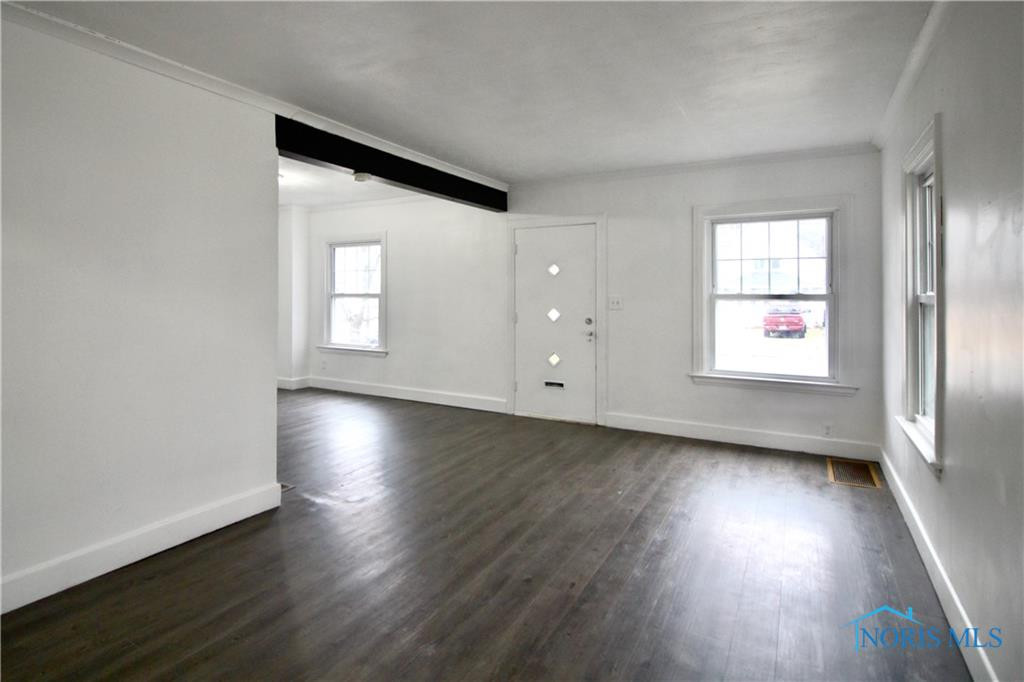 3522 Hazelhurst Avenue