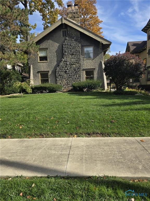 2244 Scottwood Avenue