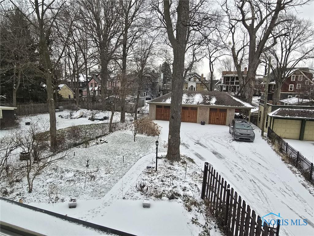 2244 Scottwood Avenue