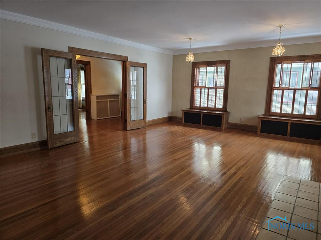 2244 Scottwood Avenue