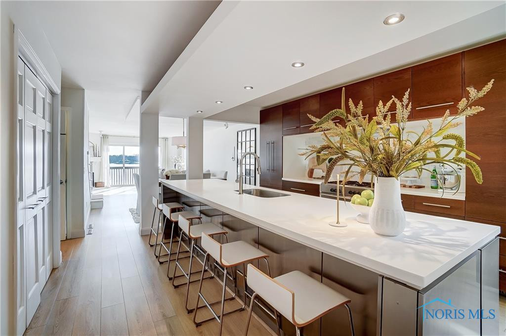 2549 Broadway Street 2549