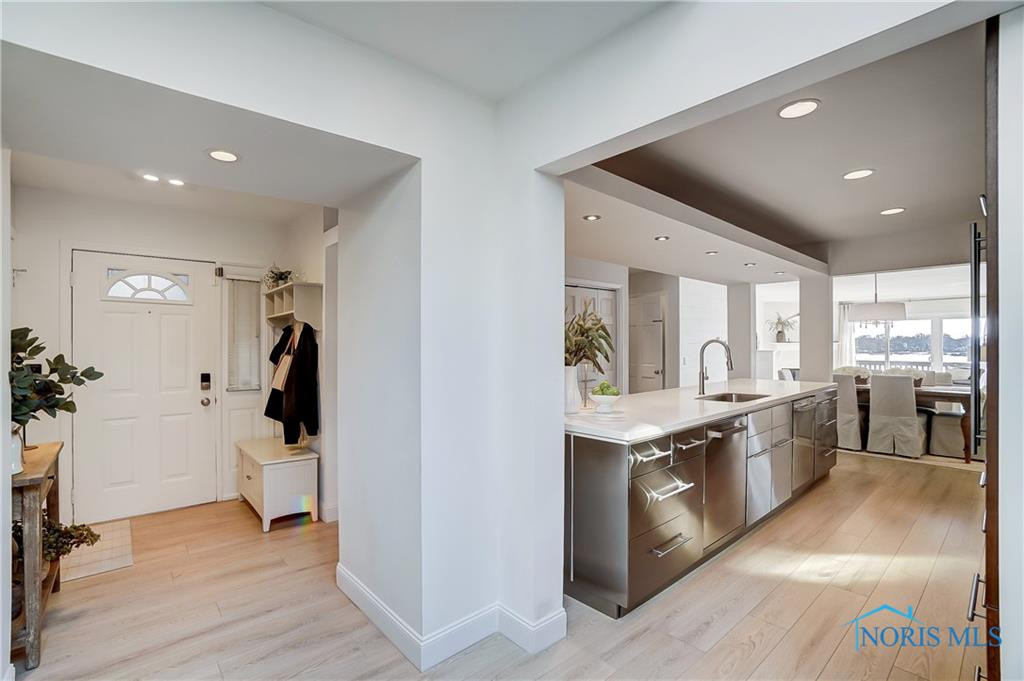 2549 Broadway Street 2549
