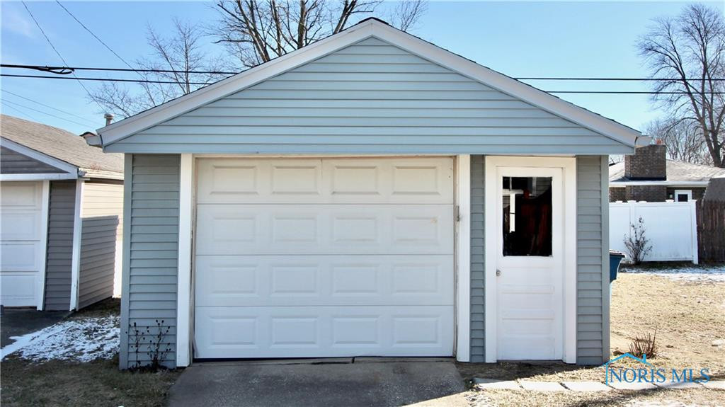 5634 Steffens Avenue