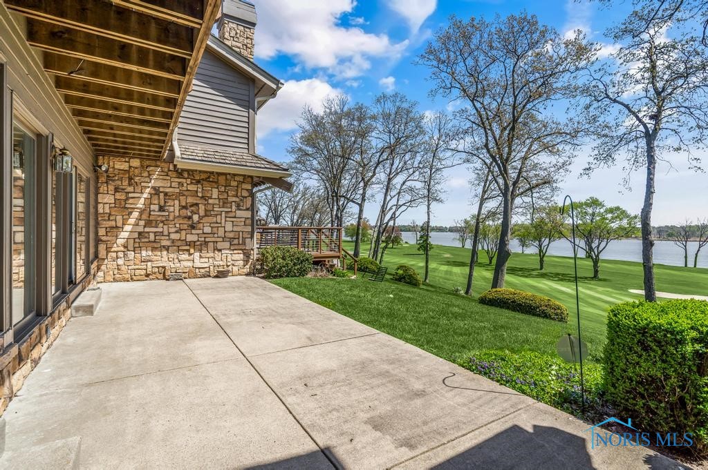 3865 River Road