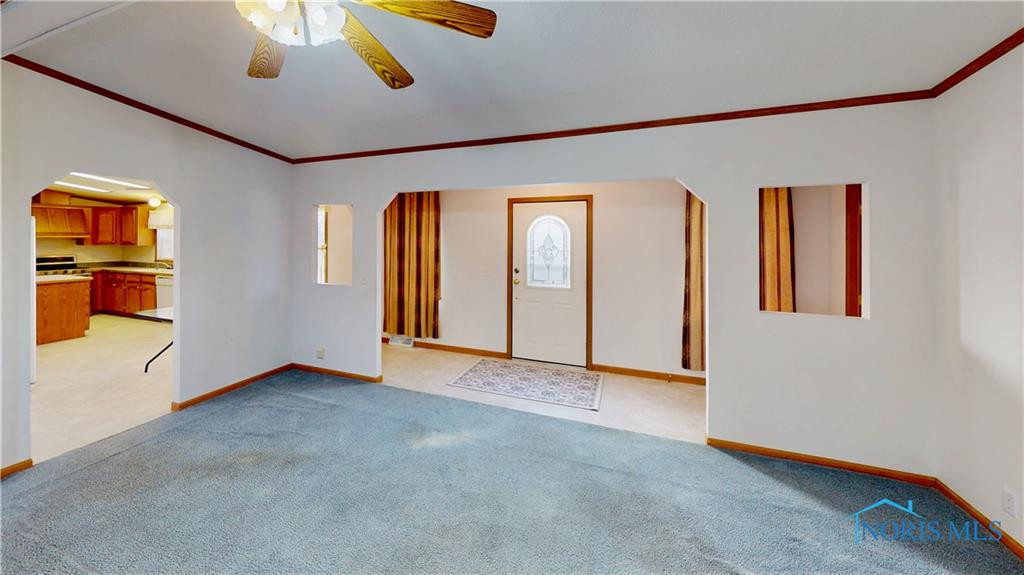2220 Redbud Lane