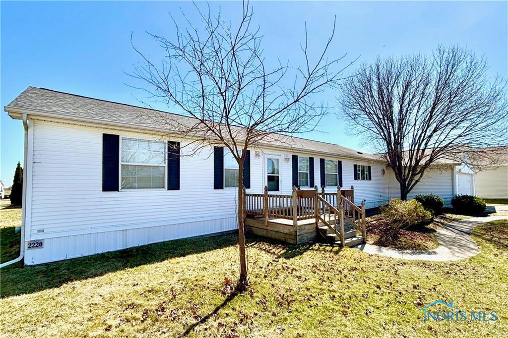 2220 Redbud Lane