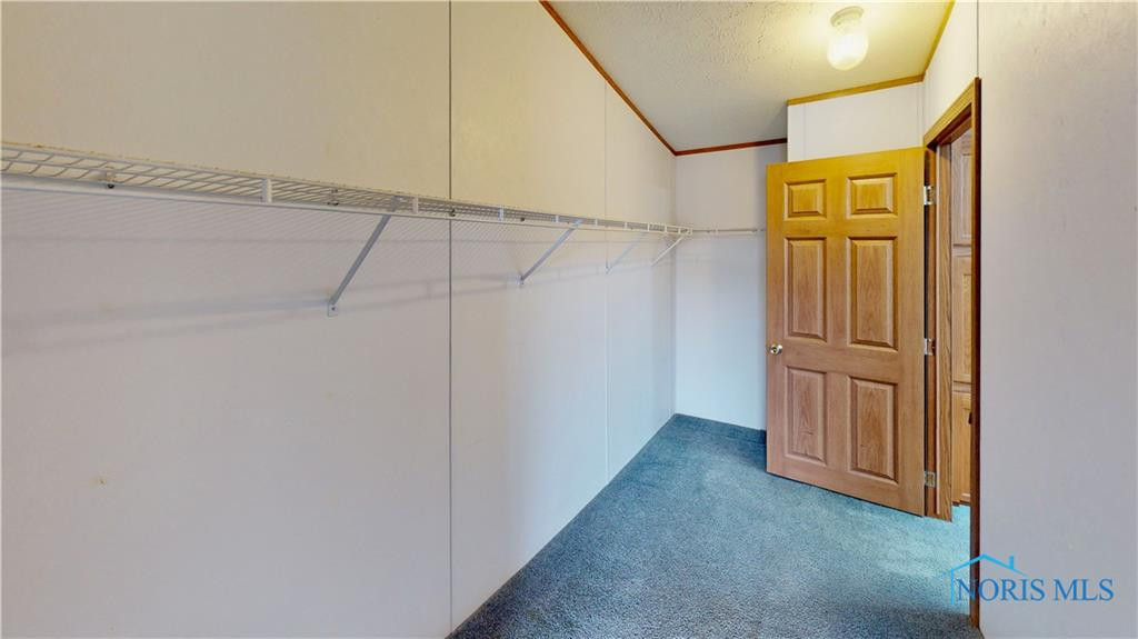 2220 Redbud Lane