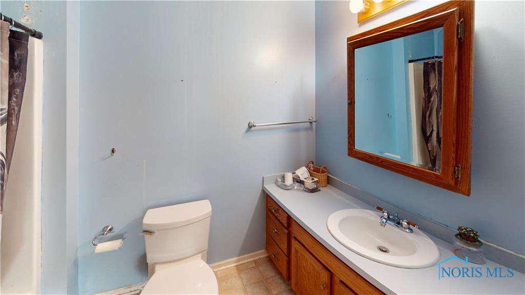 525 Ballybay Court