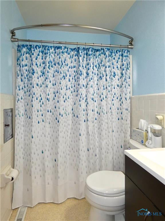 1121 Rosedale Street