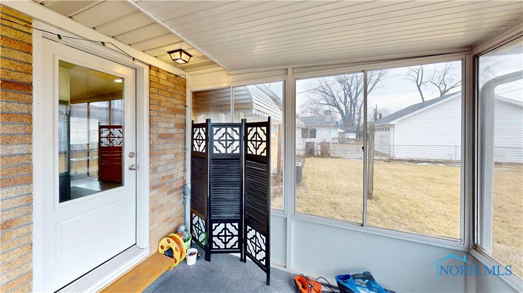 1121 Rosedale Street