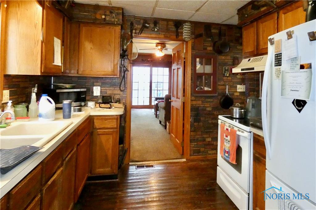 426 E Indiana Avenue