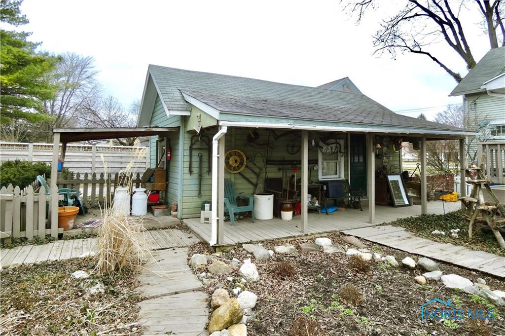 426 E Indiana Avenue