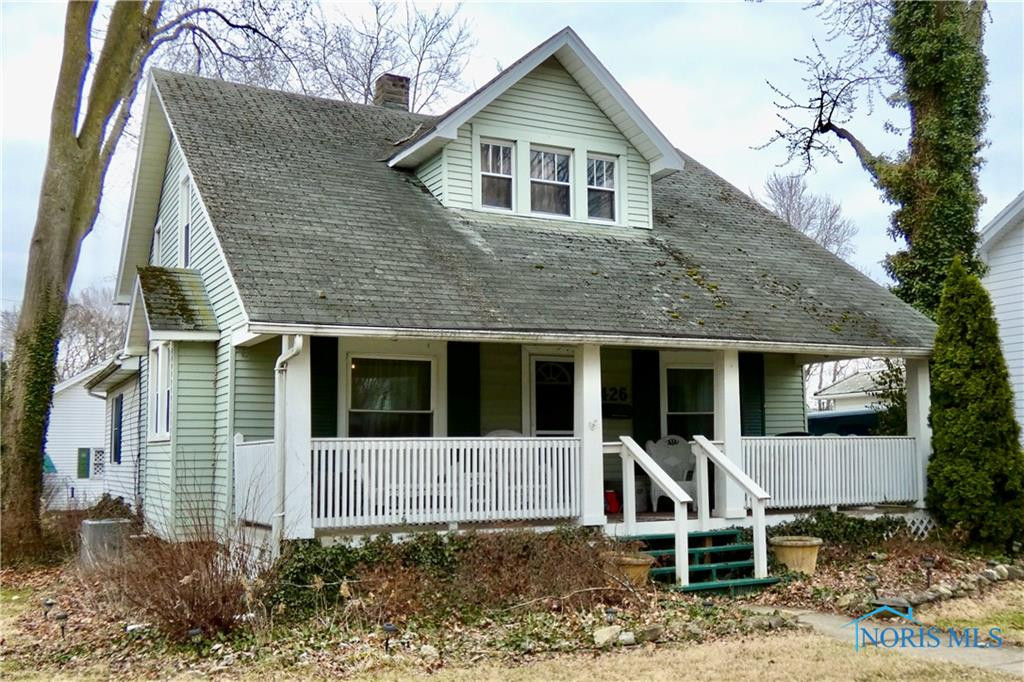 426 E Indiana Avenue