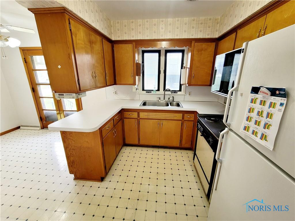 1540 Charmaine Drive