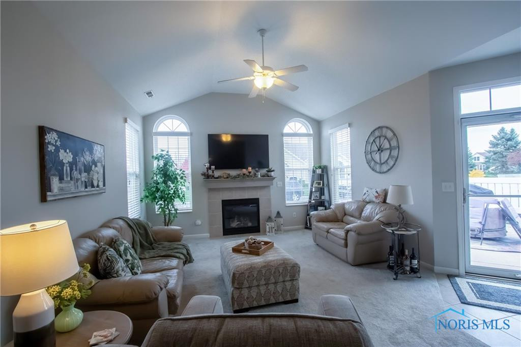 6109 Quarrys Edge Lane