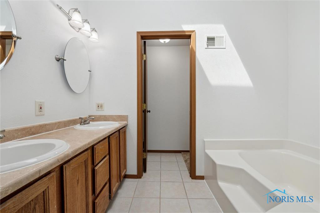 3663 Woodspring Road