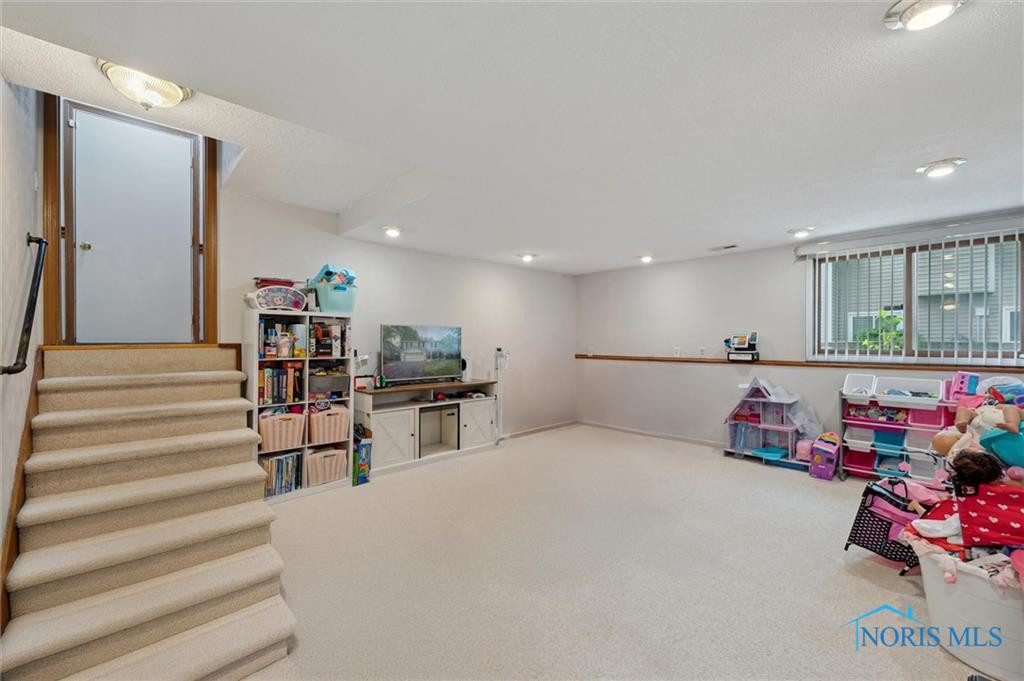 3663 Woodspring Road