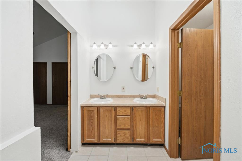 3663 Woodspring Road