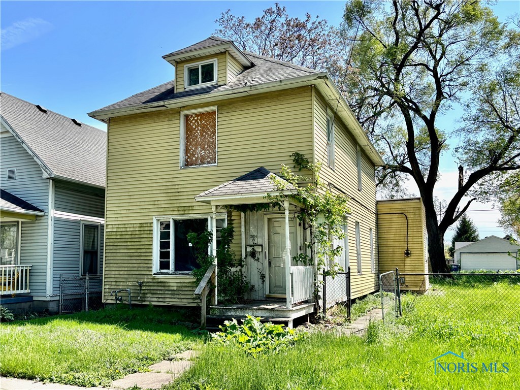 2614 Fremont Street