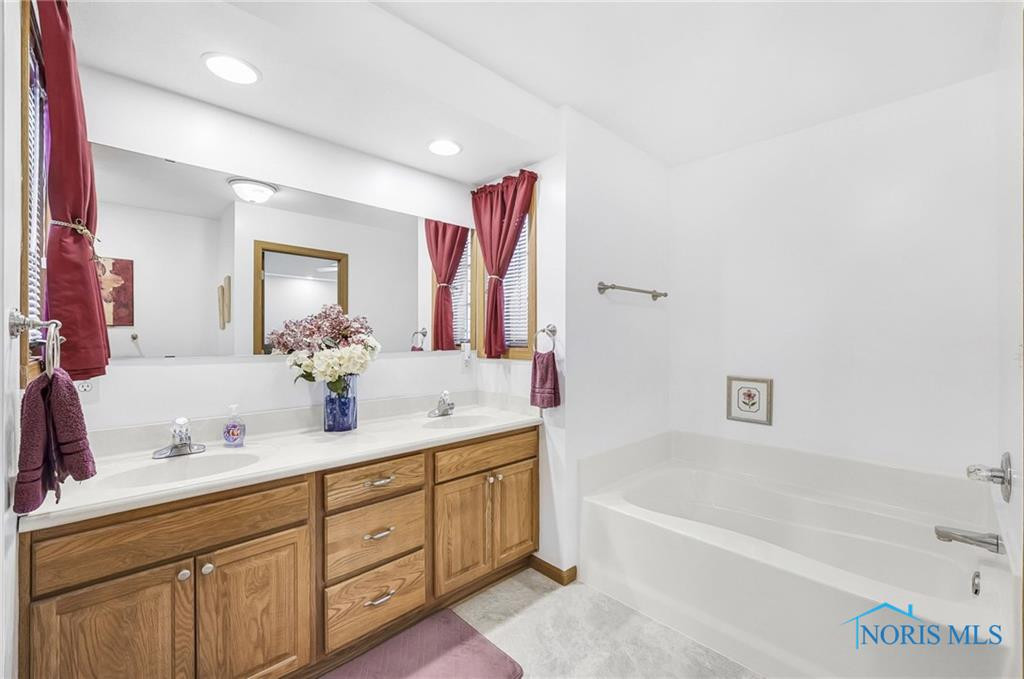 1440 S Redhawk Drive