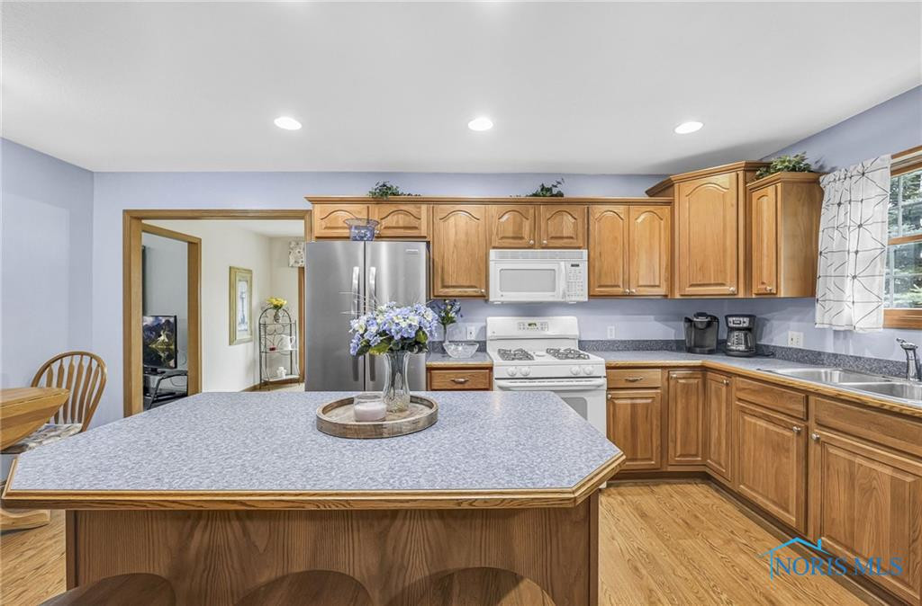 1440 S Redhawk Drive