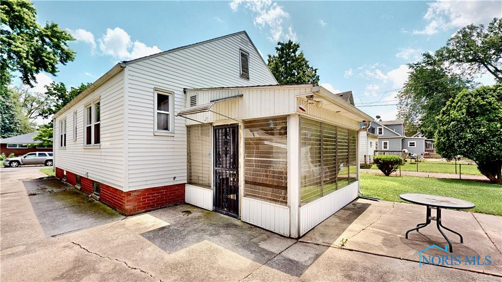 4321 Bellevista Drive