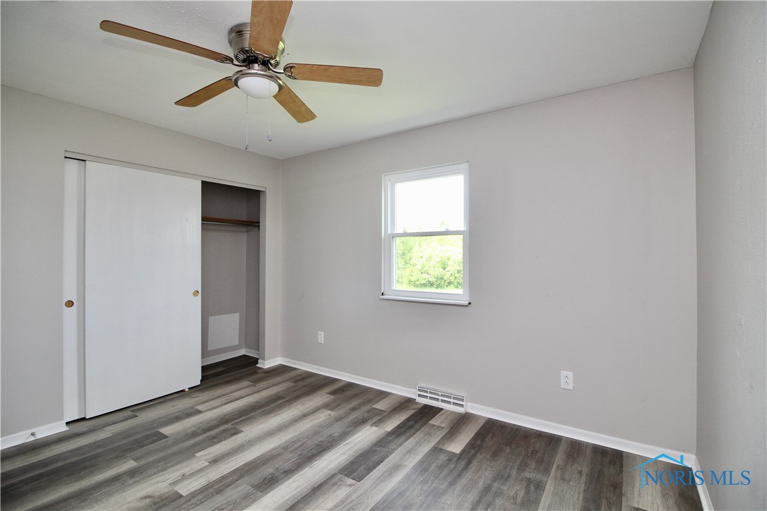 6182 Old Farm Court