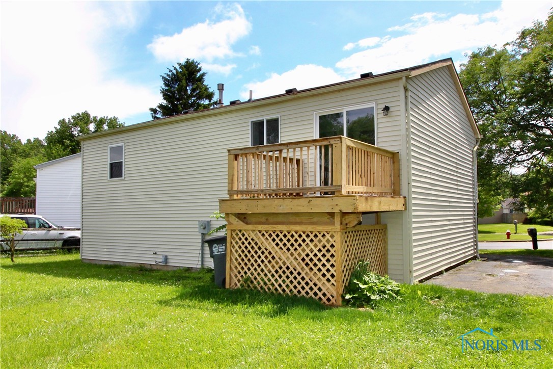 6182 Old Farm Court