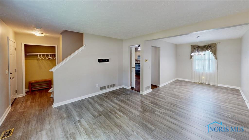 10316 S Bramblewood Road