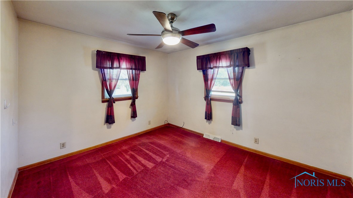 11232 Elm Street