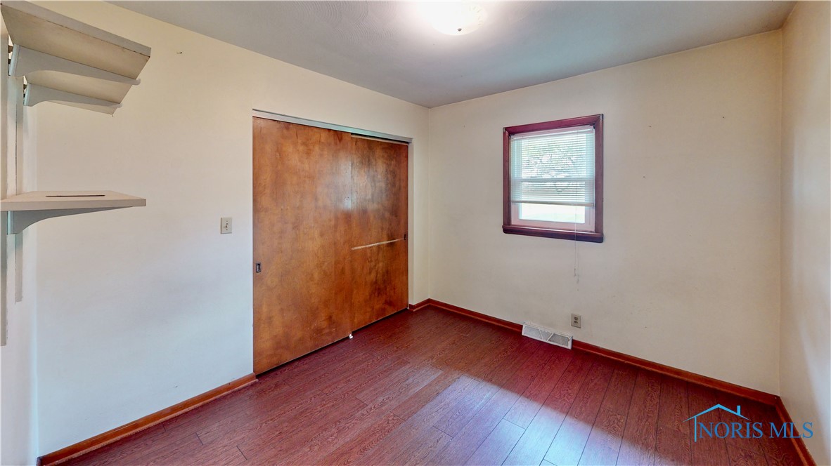 11232 Elm Street
