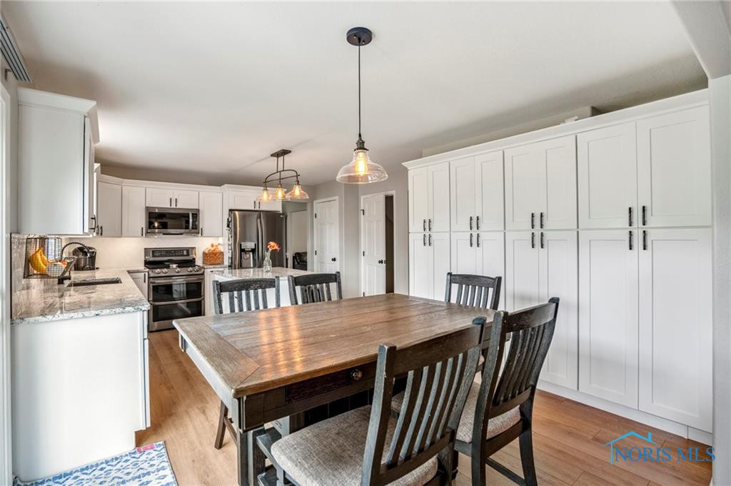 2838 Long View Drive