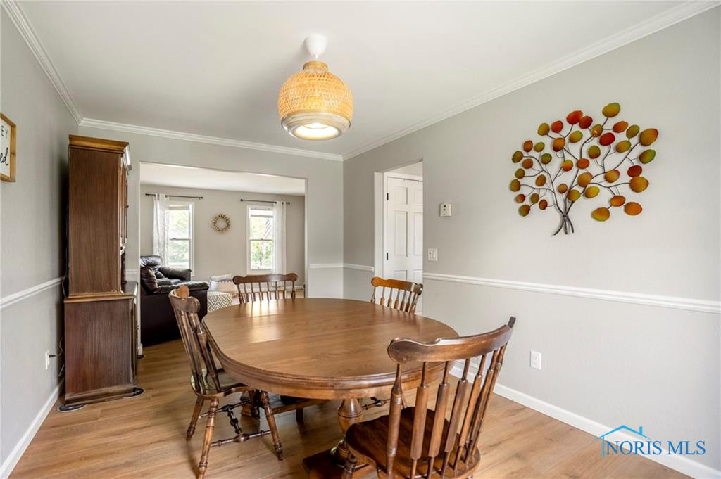 2838 Long View Drive