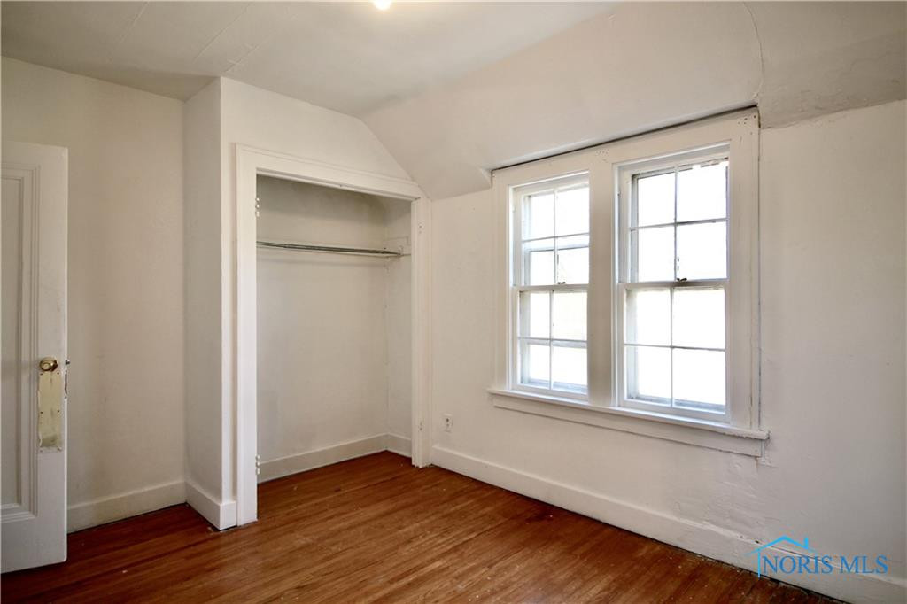 2547 Greenway Street