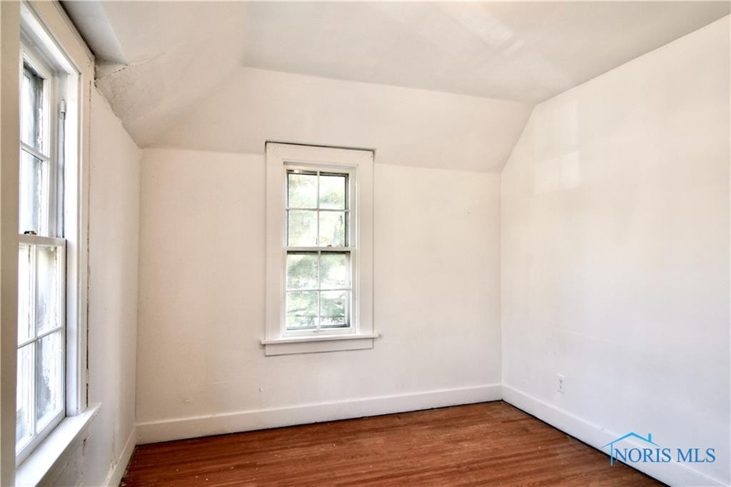 2547 Greenway Street