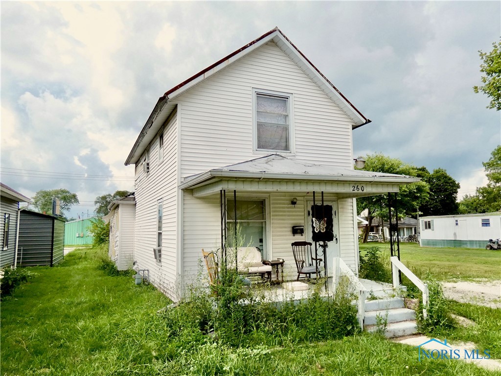 260 E 6th Street