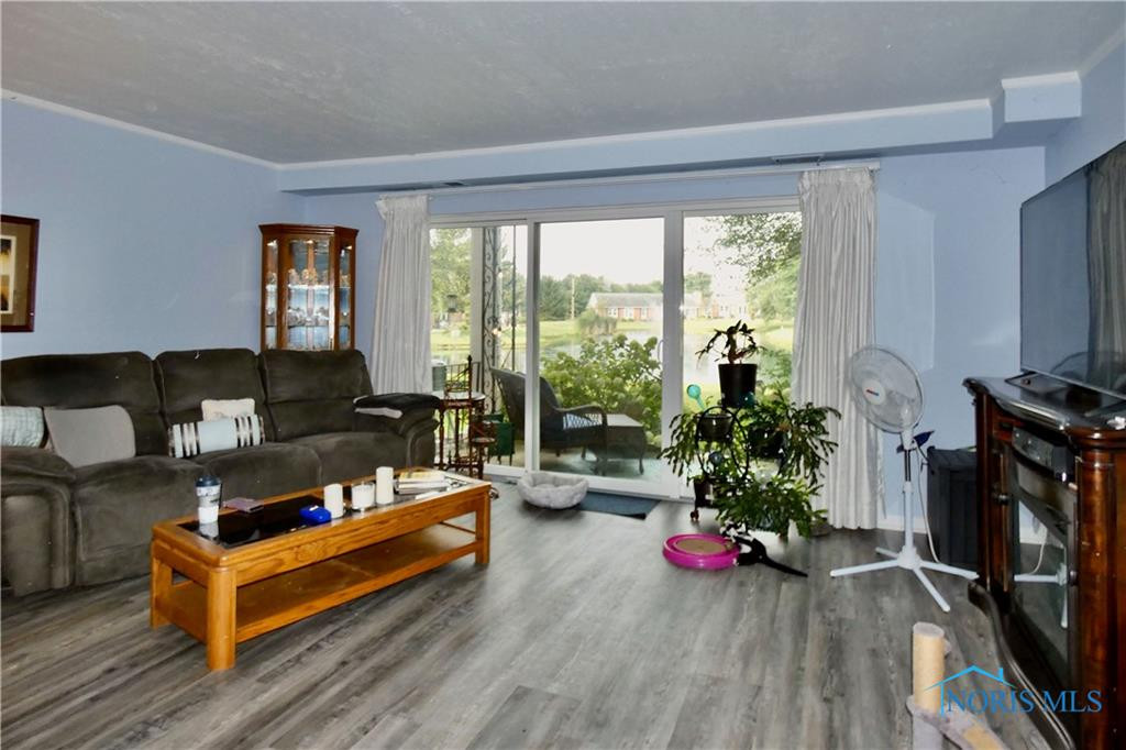 425 W Ridge Drive U5