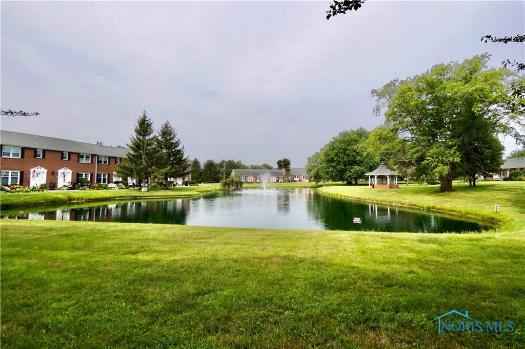 425 W Ridge Drive U5