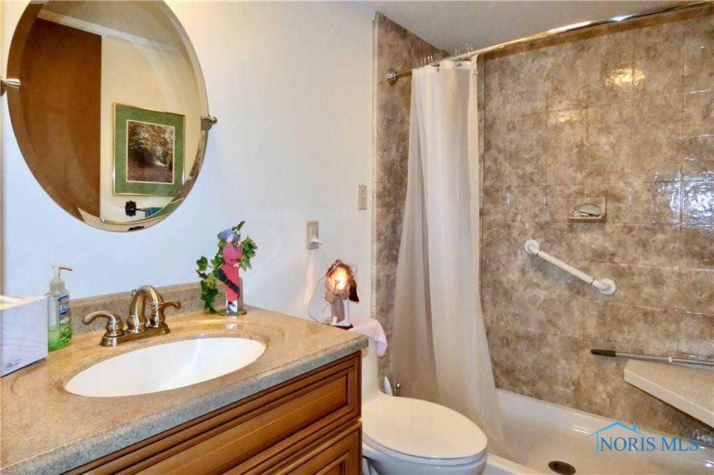 425 W Ridge Drive U5