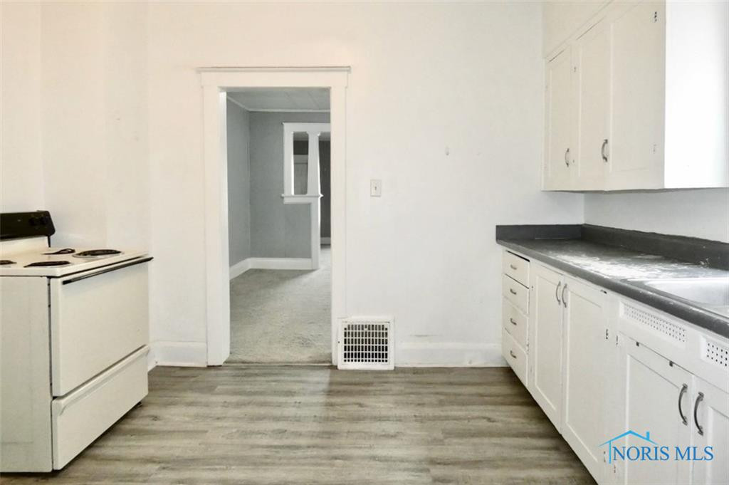 737-739 Forsythe Street