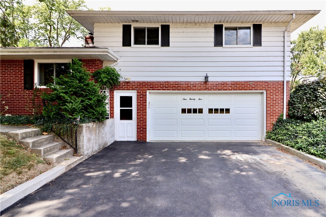 125 Ottekee Drive