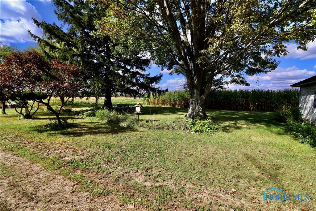 4885 N Township Road 101