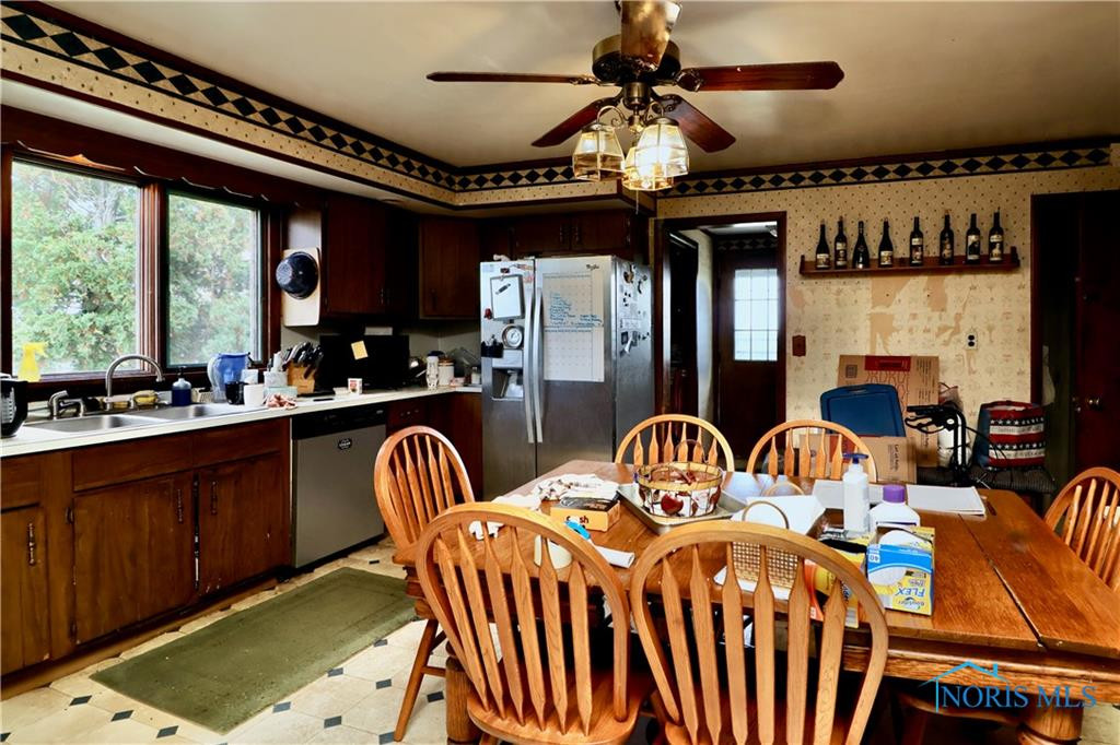 4885 N Township Road 101