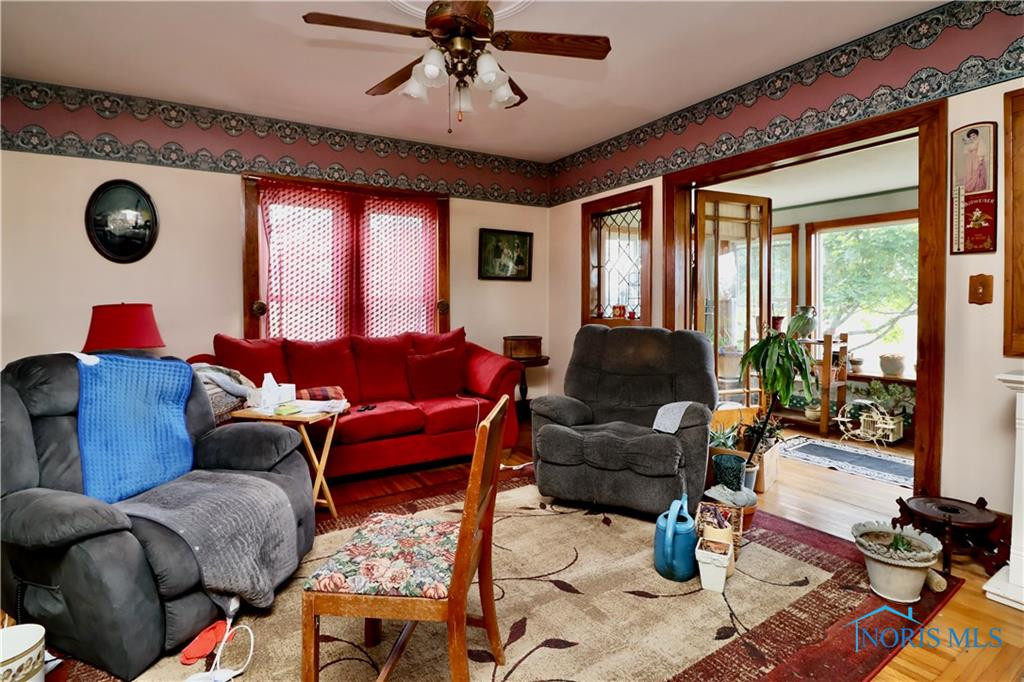 4885 N Township Road 101