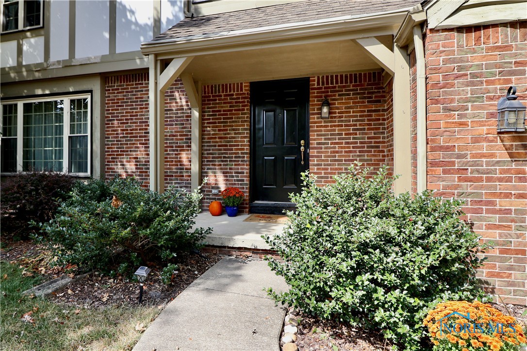 884 Bexley Drive