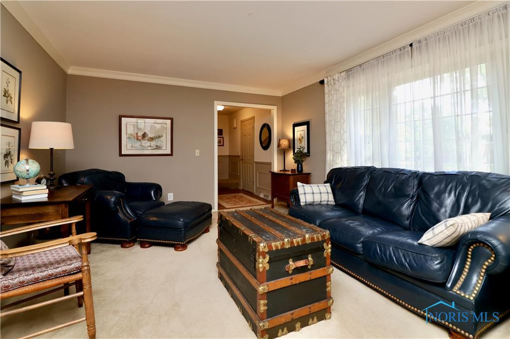 884 Bexley Drive