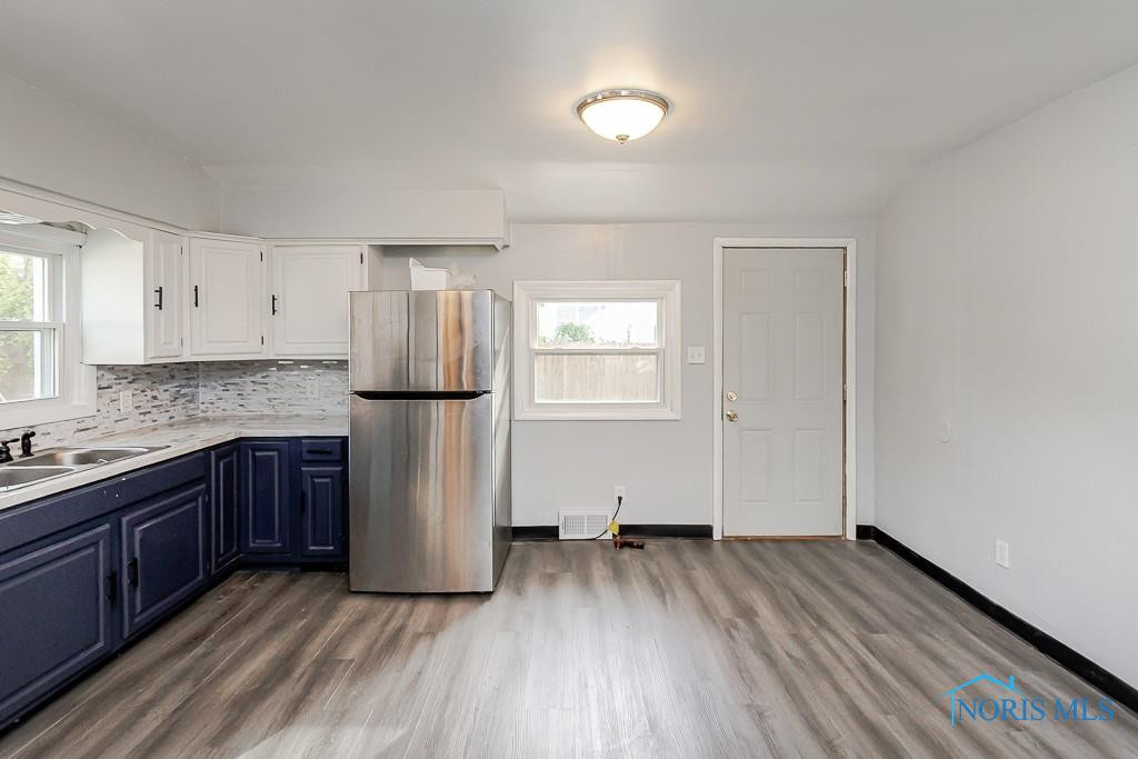 1264 Fernwood Avenue